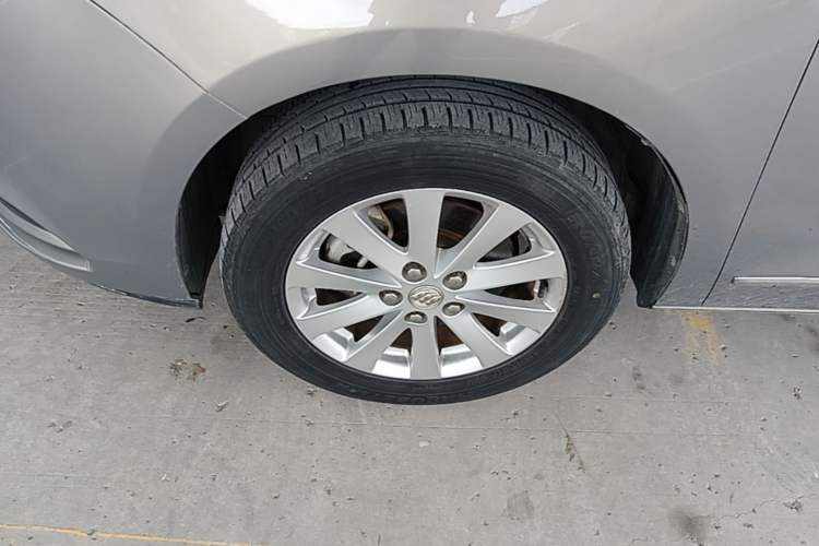 Used Buick GL8 2018 28T Luxury Model China VI Standard Left Front Wheel Hub