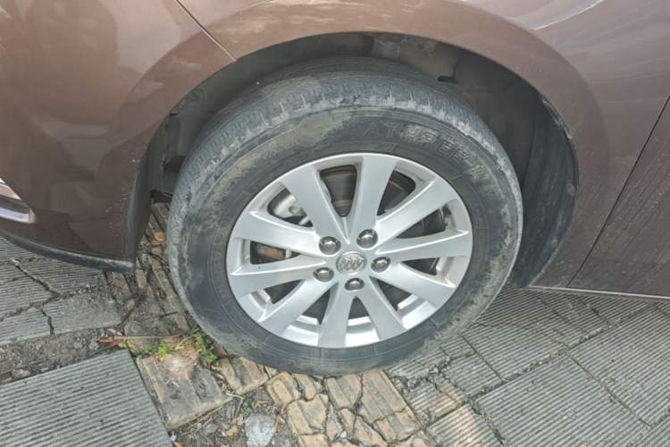 Used Buick GL8 2018 28T Comfort Model China VI Standard Left Front Wheel Hub