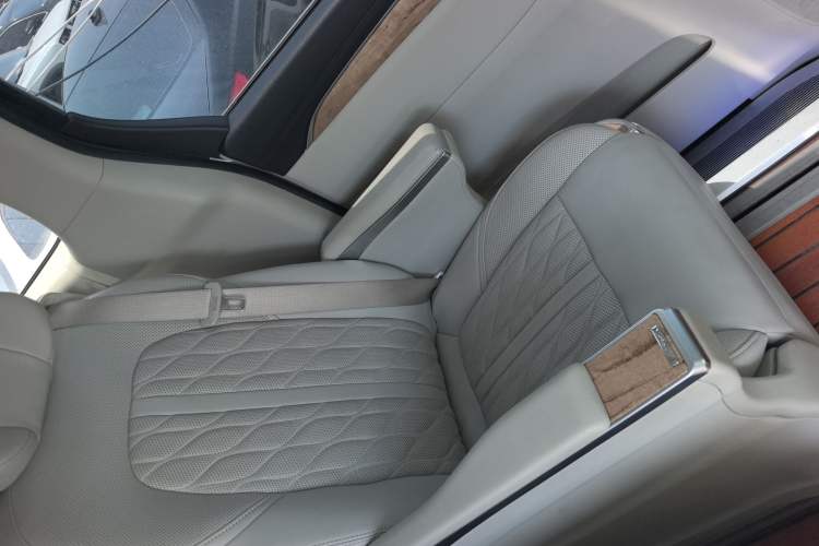 Used Buick GL8 2018 ES 28T Comfort Model China VI Standard Left Rear Seat
