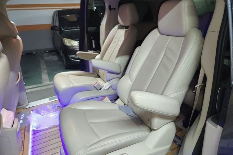 Used Buick GL8 2018 28T Luxury Model China VI Standard Left Rear Seat