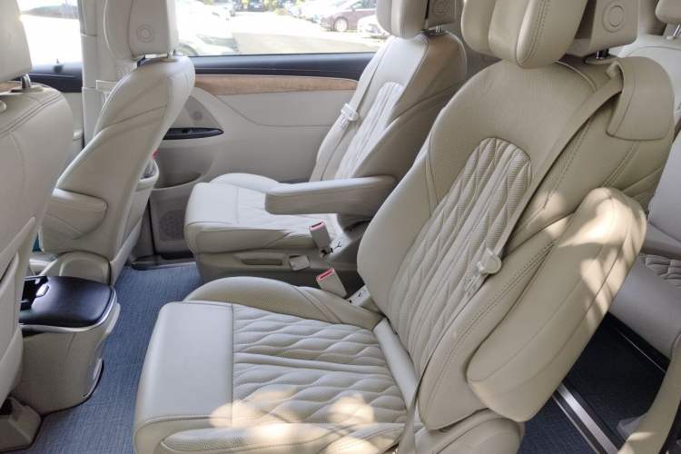 Used Buick GL8 2018 ES 28T Comfort Model China VI Standard Left Rear Seat