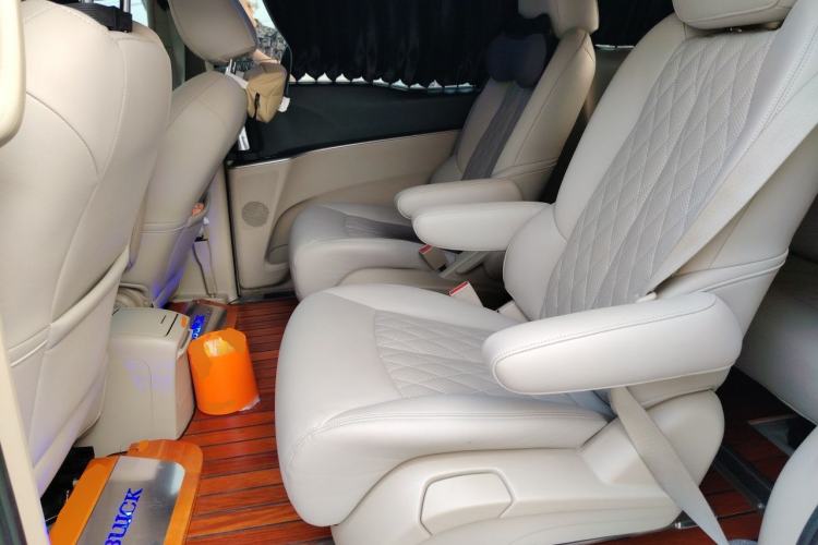 Used Buick GL8 2018 28T Luxury Model China VI Standard Left Rear Seat