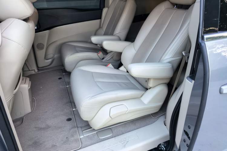 Used Buick GL8 2018 28T Luxury Model China VI Standard Left Rear Seat