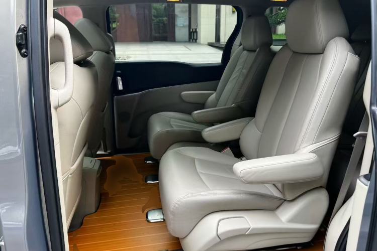 Used Buick GL8 2018 28T Prestige Version China VI Standard Left Rear Seat
