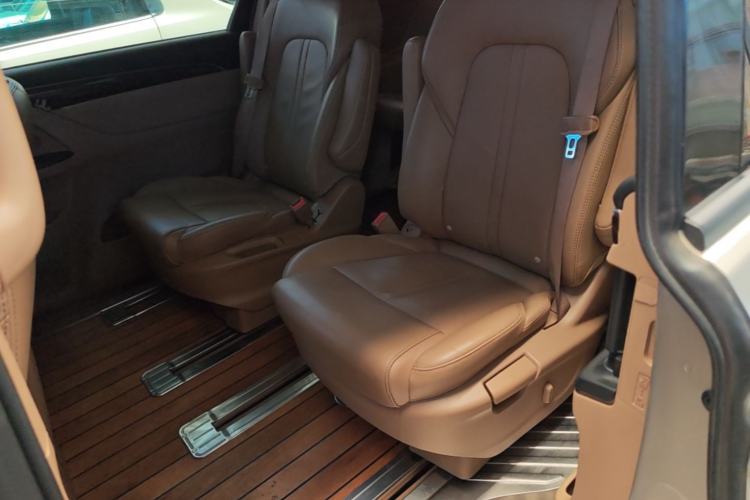 Used Buick GL8 2018 ES 28T Premium Model China VI Standard Left Rear Seat
