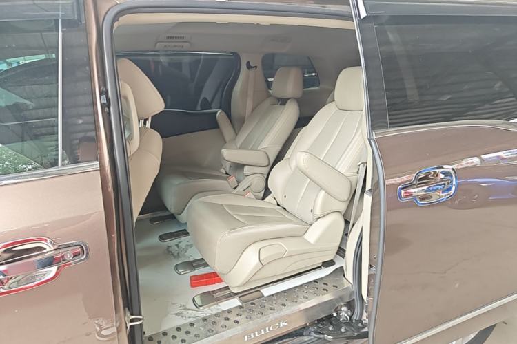 Used Buick GL8 2018 28T Luxury Model China VI Standard Left Rear Seat