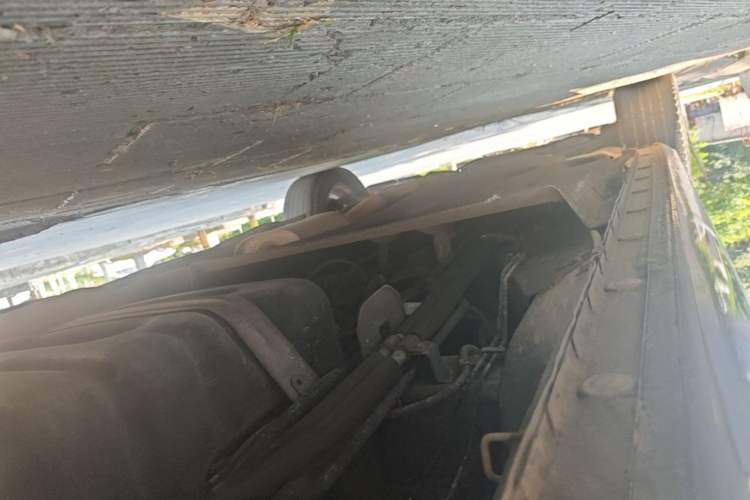 Used Buick GL8 2018 28T Comfort Model China VI Standard Left Side Sill