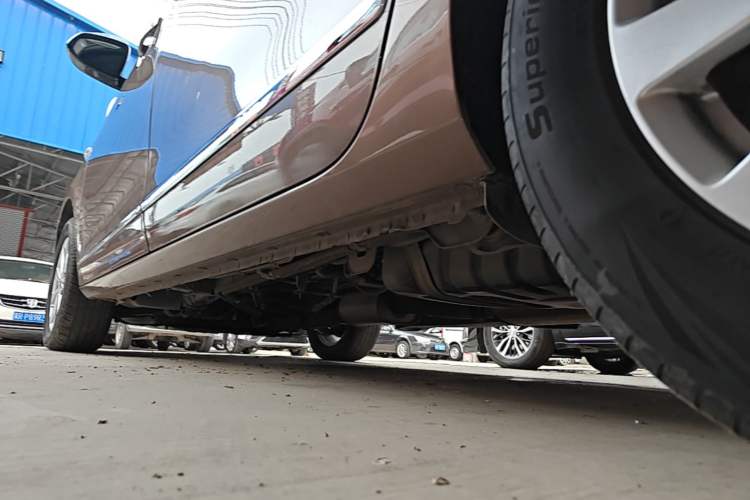 Used Buick GL8 2018 28T Luxury Model China VI Standard Left Side Sill