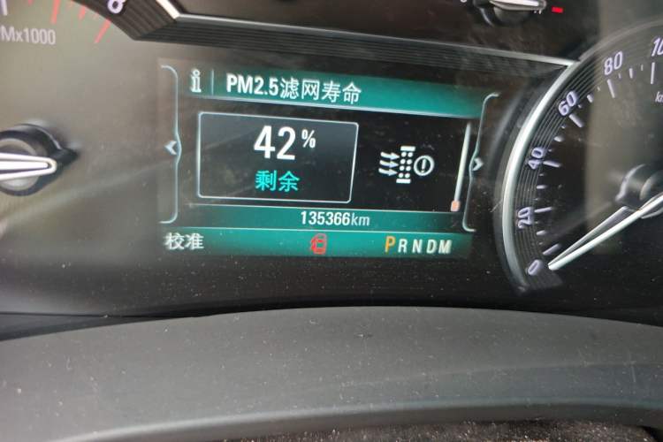 Used Buick GL8 2018 ES 28T Comfort Model China VI Standard Odometer Close Up