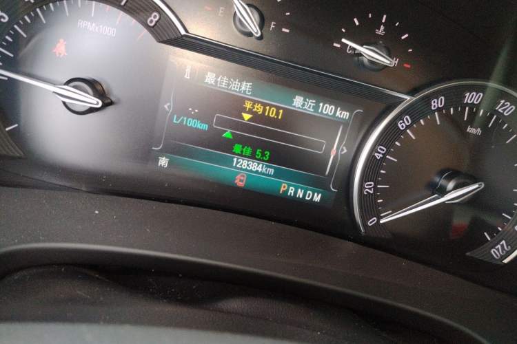 Used Buick GL8 2018 ES 28T Comfort Model China VI Standard Odometer Close Up