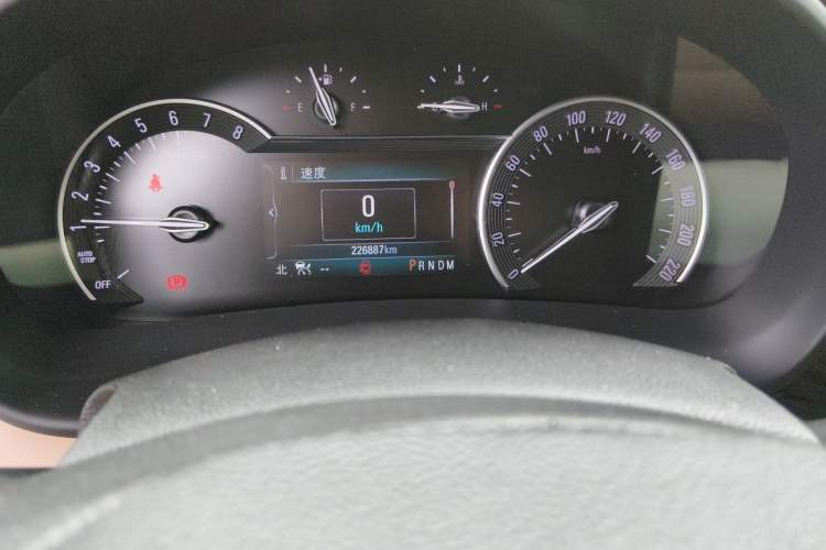 Used Buick GL8 2018 ES 28T Flagship Model China VI Standard Odometer Close Up
