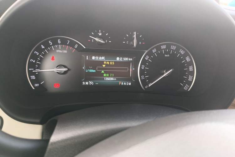 Used Buick GL8 2018 ES 28T Comfort Model China VI Standard Odometer Close Up
