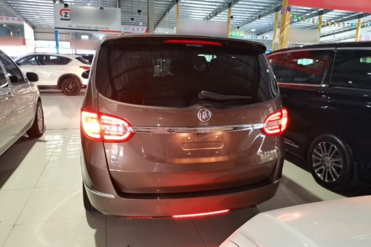 Used Buick GL8 2018 28T Luxury Model China VI Standard Rear