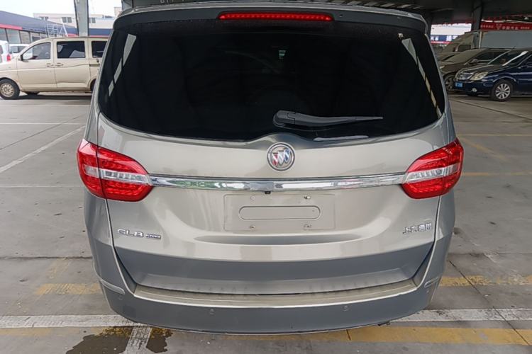 Used Buick GL8 2018 28T Luxury Model China VI Standard Rear