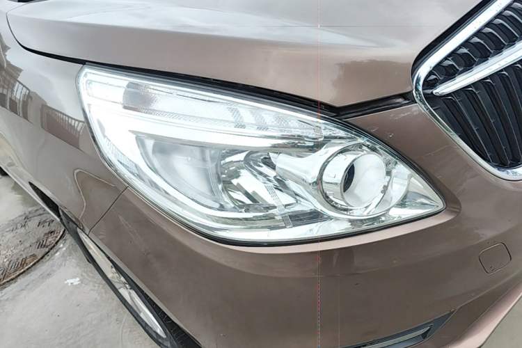 Used Buick GL8 2018 28T Luxury Model China VI Standard Right Front Headlight