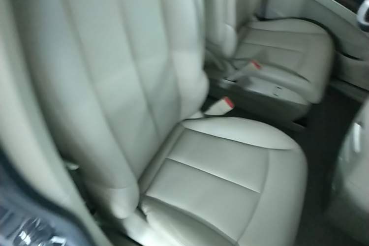 Used Buick GL8 2018 28T Comfort Model China VI Standard Right Front Seat