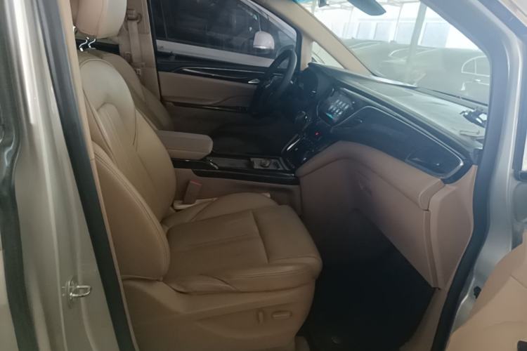 Used Buick GL8 2018 ES 28T Luxury Model China VI Standard Right Front Seat