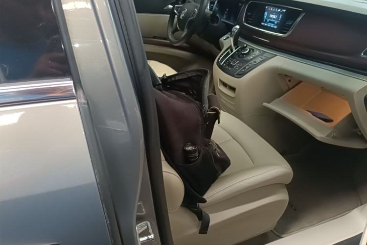 Used Buick GL8 2018 28T Luxury Model China VI Standard Right Front Seat