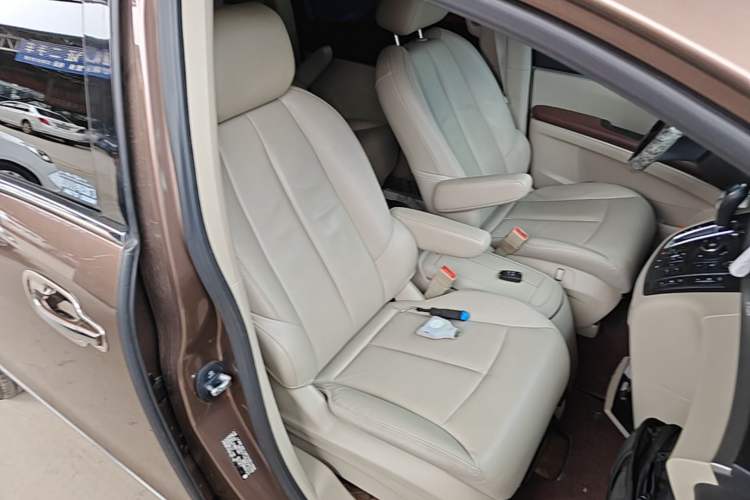 Used Buick GL8 2018 28T Luxury Model China VI Standard Right Front Seat