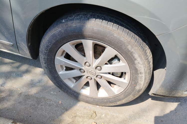 Used Buick GL8 2018 28T Luxury Model China VI Standard Right Front Wheel Hub