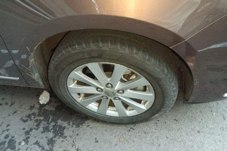 Used Buick GL8 2018 28T Luxury Model China VI Standard Right Front Wheel Hub