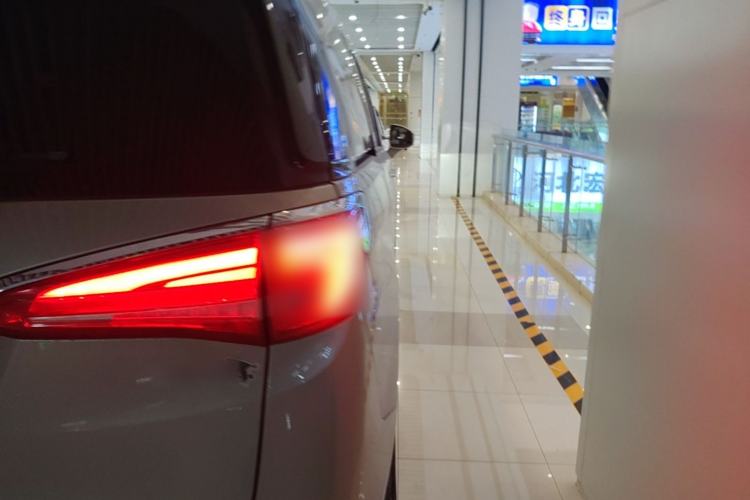 Used Buick GL8 2018 ES 28T Comfort Model China VI Standard Right Rear Taillight