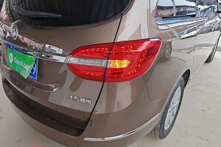 Used Buick GL8 2018 28T Luxury Model China VI Standard Right Rear Taillight