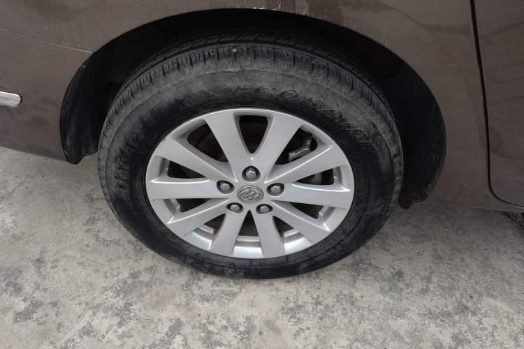 Used Buick GL8 2018 28T Comfort Model China VI Standard Right Rear Wheel Hub
