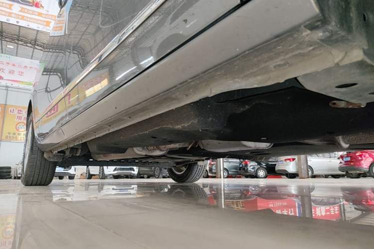 Used Buick GL8 2018 28T Prestige Version China VI Standard Right Side Sill