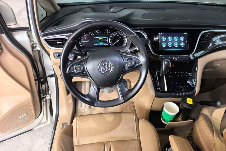 Used Buick GL8 2018 ES 28T Flagship Model China VI Standard Steering Wheel
