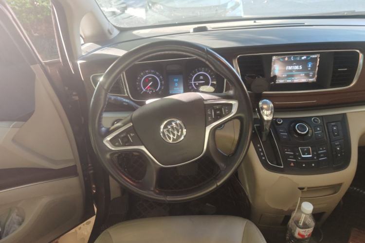 Used Buick GL8 2018 28T Prestige Version China VI Standard Steering Wheel