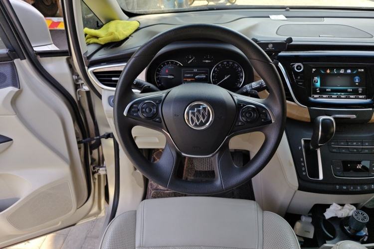 Used Buick GL8 2018 ES 28T Comfort Model China VI Standard Steering Wheel