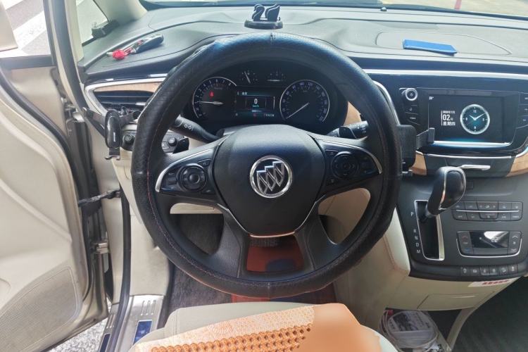 Used Buick GL8 2018 ES 28T Comfort Model China VI Standard Steering Wheel
