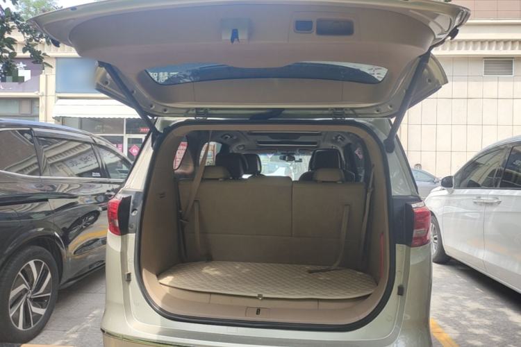 Used Buick GL8 2018 ES 28T Luxury Model China VI Standard Trunk