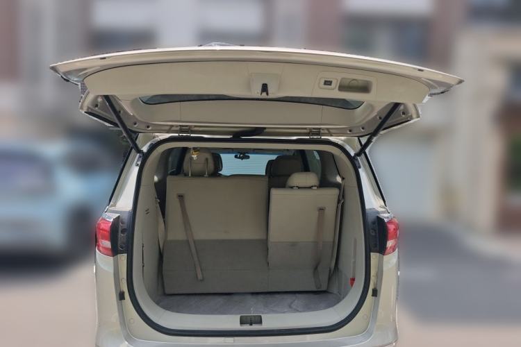 Used Buick GL8 2018 ES 28T Comfort Model China VI Standard Trunk