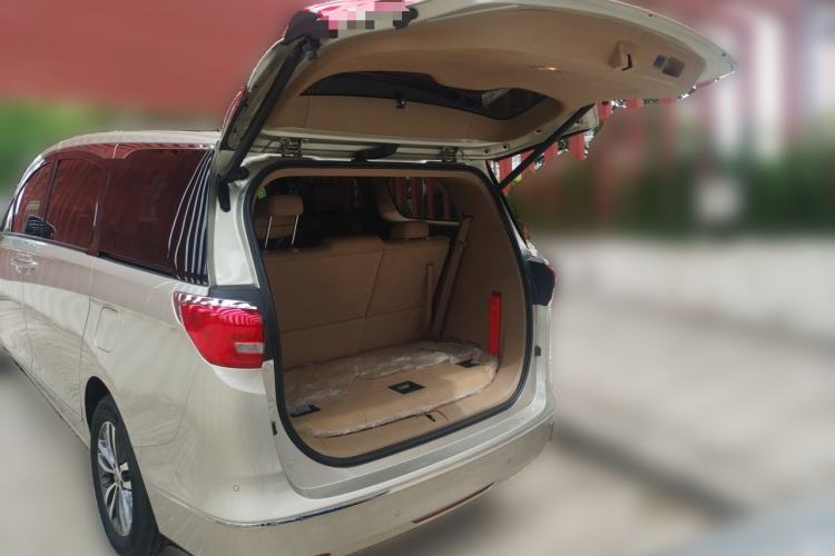 Used Buick GL8 2018 ES 28T Flagship Model China VI Standard Trunk