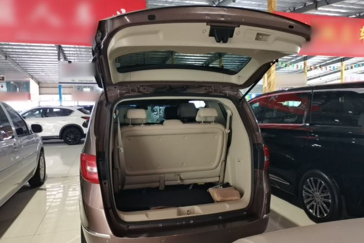 Used Buick GL8 2018 28T Luxury Model China VI Standard Trunk