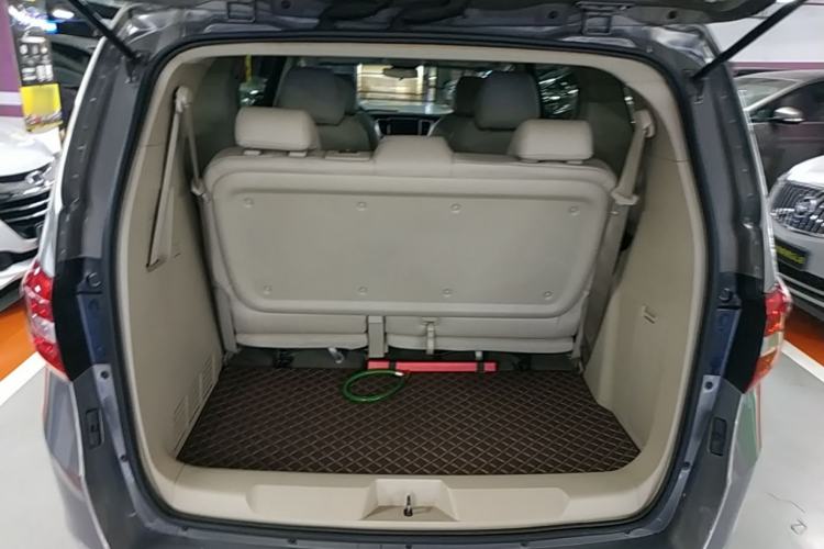 Used Buick GL8 2018 28T Comfort Model China VI Standard Trunk