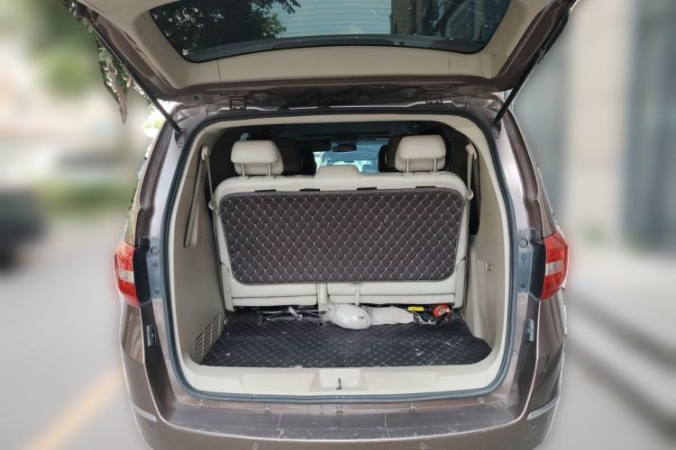 Used Buick GL8 2018 28T Comfort Model China VI Standard Trunk