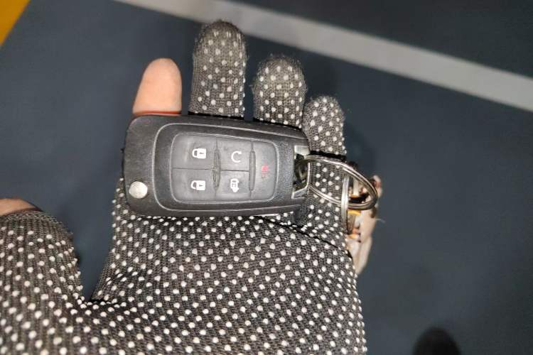 Used Buick GL8 2018 28T Luxury Model China VI Standard Vehicle Key