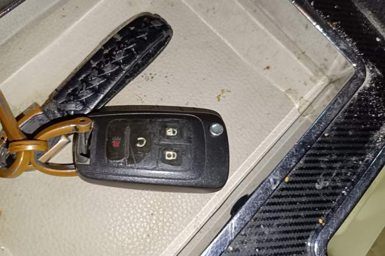 Used Buick GL8 2018 28T Comfort Model China VI Standard Vehicle Key