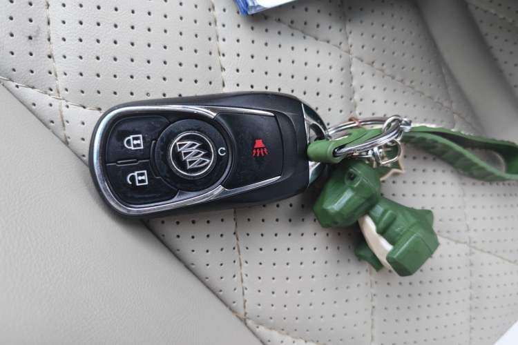 Used Buick GL8 2018 ES 28T Comfort Model China VI Standard Vehicle Key