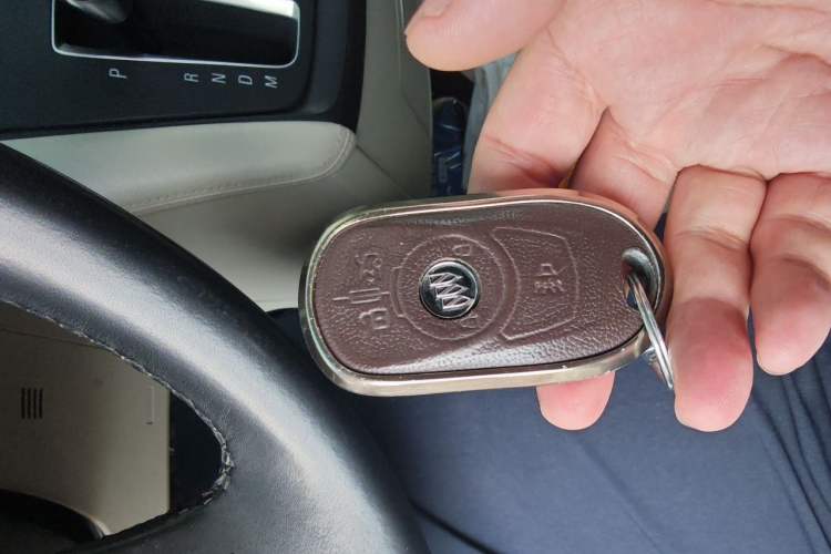 Used Buick GL8 2018 ES 28T Comfort Model China VI Standard Vehicle Key