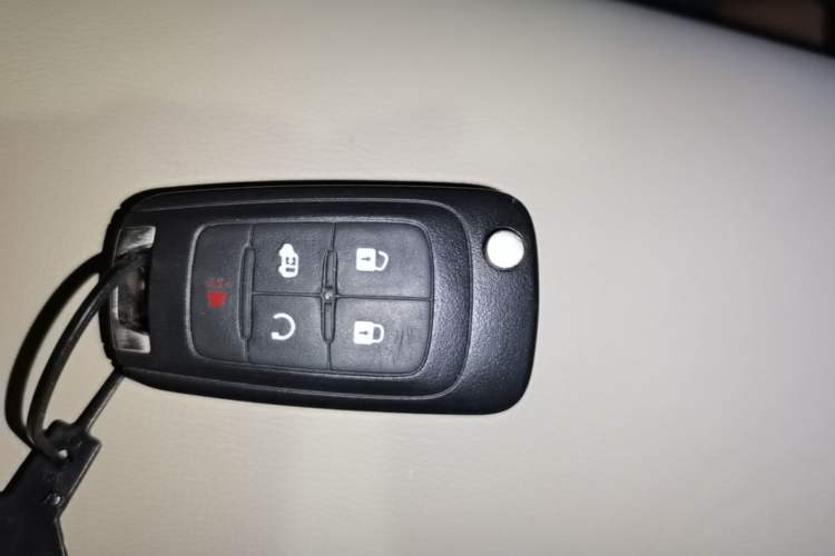 Used Buick GL8 2018 28T Luxury Model China VI Standard Vehicle Key