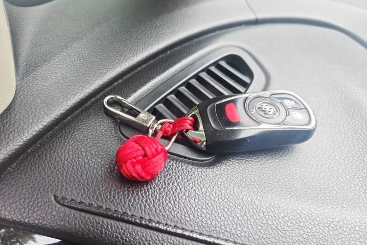 Used Buick GL8 2018 ES 28T Comfort Model China VI Standard Vehicle Key