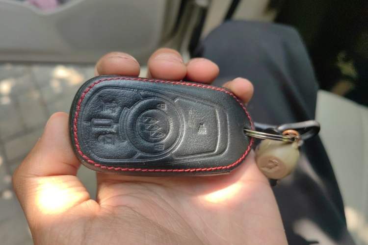 Used Buick GL8 2018 ES 28T Comfort Model China VI Standard Vehicle Key