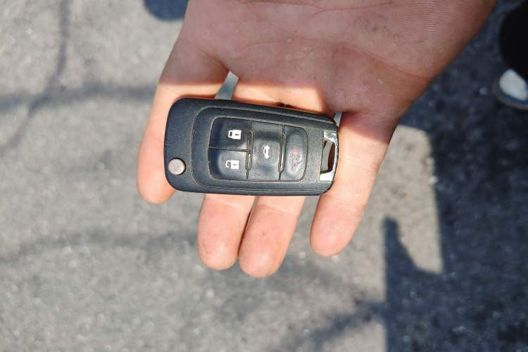 Used Buick GL8 2018 28T Luxury Model China VI Standard Vehicle Key