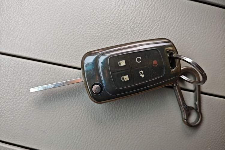 Used Buick GL8 2018 28T Luxury Model China VI Standard Vehicle Key