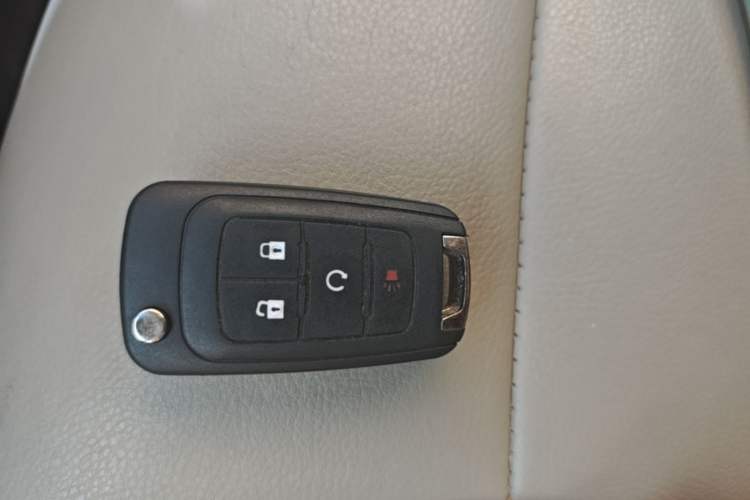 Used Buick GL8 2018 28T Comfort Model China VI Standard Vehicle Key