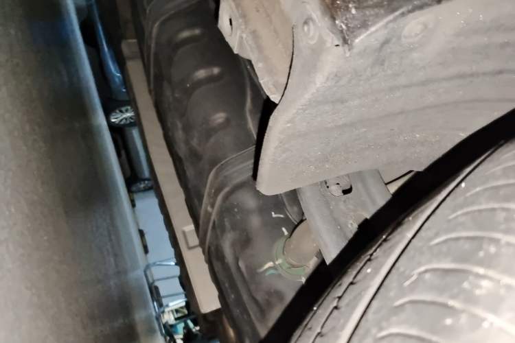 Used Buick GL8 2020 ES Land Cruiser 653T Luxury Model Chassis Rear Left